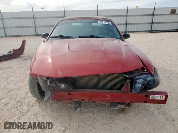 ✅ 2004 Ford Mustang Deluxe • VIN: 1FAFP44634F166162 • Лот: 93266705. Опубликован ранее на Copart с пробегом 95 393 миль. Бесплатный доступ к архиву аукционных продаж из США и подробный отчёт об истории автомобиля на DreamBid. Изображение 5.