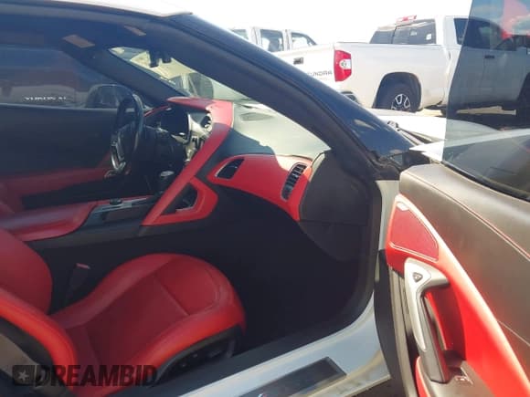 ✅ 2014 Chevrolet Corvette Z51 3LT • VIN: 1G1YM2D71E5116935 • Lot: 42341161. Listed on IAAI with 105,686 mi. Free auction sales archive from the USA and detailed vehicle history report at DreamBid. Image 5.