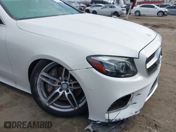 ✅ 2018 Mercedes-Benz E 400 • VIN: WDD1J6FB0JF062659 • Lot: 43749567. Listed on IAAI with 74,791 mi. Free auction sales archive from the USA and detailed vehicle history report at DreamBid. Image 6.