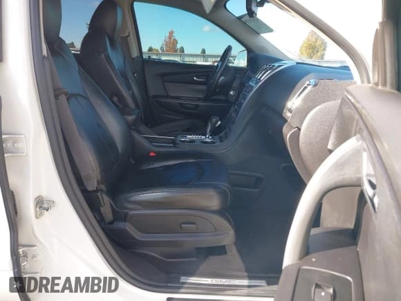 ✅ 2009 GMC Acadia SLT1 • VIN: 1GKER23D19J164164 • Lot: 43631394. Listed on IAAI with Not provided. Free auction sales archive from the USA and detailed vehicle history report at DreamBid. Image 5.