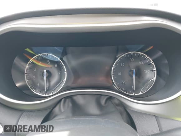 ✅ 2025 Chrysler Pacifica Select • VIN: 2C4RC1BG3SR532236 • Lot: 43785355. Wystawiony na IAAI z przebiegiem Nie podano. Bezpłatny archiwum sprzedaży aukcyjnych z USA i szczegółowy raport historii pojazdu na DreamBid. Zdjęcie 7.