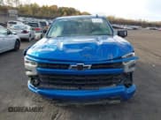 ✅ 2022 Chevrolet Silverado 1500 RST • VIN: 1GCUDEED5NZ550828 • Lot: 43555637. Listed on IAAI with 38,677 mi. Free auction sales archive from the USA and detailed vehicle history report at DreamBid. Image 12.