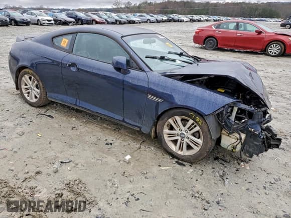 ✅ 2008 Hyundai Tiburon GS • VIN: KMHHM66D18U295677 • Лот: 95269055. Опубликован ранее на Copart с пробегом 252 592 миль. Бесплатный доступ к архиву аукционных продаж из США и подробный отчёт об истории автомобиля на DreamBid. Изображение 4.