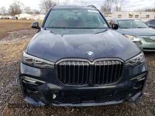 ✅ 2021 BMW X7 xDrive40i • VIN: 5UXCW2C05M9H40164 • Lot: 37650723. Listed on Copart with 27,661 mi. Free auction sales archive from the USA and detailed vehicle history report at DreamBid. Image 5.