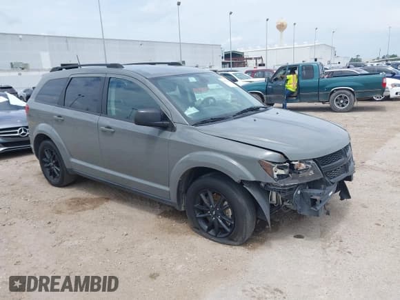 ✅ 2020 Dodge Journey SE Value • VIN: 3C4PDCAB3LT275163 • Лот: 42345142. Опубликован ранее на IAAI с пробегом 97 470 миль. Бесплатный доступ к архиву аукционных продаж из США и подробный отчёт об истории автомобиля на DreamBid. Изображение 1.