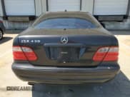 ✅ 2001 Mercedes-Benz CLK 320/430 • VIN: WDBLJ70GX1F171822 • Лот: 57683415. Опубликован ранее на Copart с пробегом 152 154 миль. Бесплатный доступ к архиву аукционных продаж из США и подробный отчёт об истории автомобиля на DreamBid. Изображение 6.