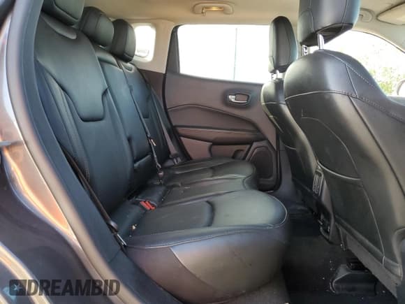 ✅ 2020 Jeep Compass Limited • VIN: 3C4NJDCB4LT244782 • Lot: 69032905. Wystawiony na Copart z przebiegiem 66 822 mil. Bezpłatny archiwum sprzedaży aukcyjnych z USA i szczegółowy raport historii pojazdu na DreamBid. Zdjęcie 11.