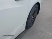 ✅ 2019 Maserati Ghibli S Q4 • VIN: ZAM57YTA2K1338433 • Lot: 42703155. Wystawiony na IAAI z przebiegiem 31 737 mil. Bezpłatny archiwum sprzedaży aukcyjnych z USA i szczegółowy raport historii pojazdu na DreamBid. Zdjęcie 18.