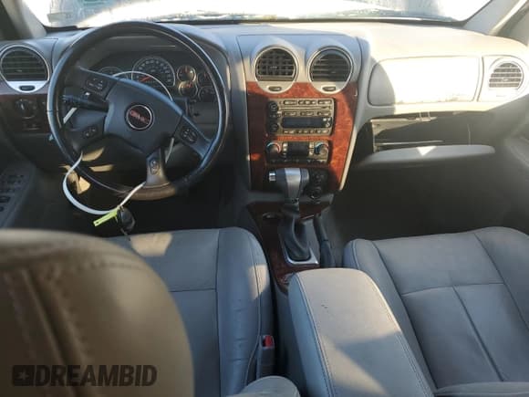 ✅ 2007 GMC Envoy SLT • VIN: 1GKDT13S372261640 • Lot: 81870545. Listed on Copart with 193,643 mi. Free auction sales archive from the USA and detailed vehicle history report at DreamBid. Image 8.