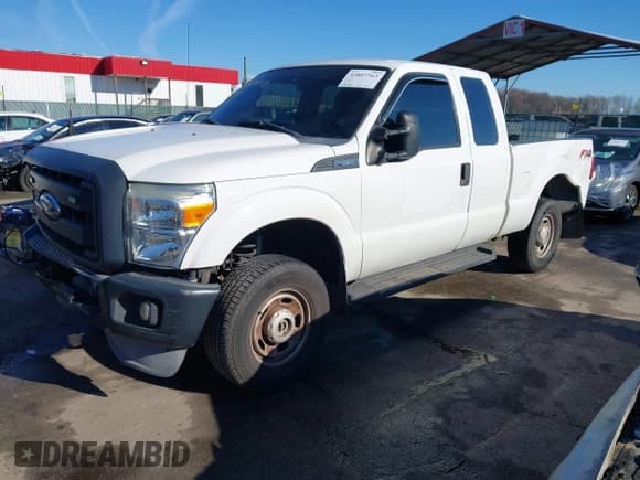✅ 2013 Ford F-250 XL • VIN: 1FT7X2B65DEB20649 • Lot: 43807563. Listed on IAAI with 208,876 mi. Free auction sales archive from the USA and detailed vehicle history report at DreamBid. Image 19.
