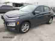 2020 Hyundai Kona SE с VIN KM8K12AA0LU544614, выставлен на аукционе Copart как лот 53671073 с пробегом 79 895 миль миль и . История ставок и продаж доступна на DreamBid. Изображение 1.