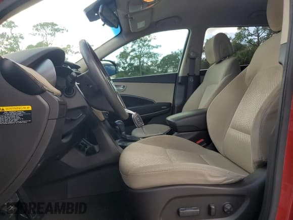 ✅ 2017 Hyundai Santa Fe SE • VIN: KM8SM4HF2HU221144 • Lot: 90452555. Listed on Copart with 141,668 mi. Free auction sales archive from the USA and detailed vehicle history report at DreamBid. Image 7.