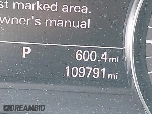 ✅ 2015 Audi A8 4.0T • VIN: WAU32AFD6FN002710 • Лот: 42447149. Опубликован ранее на IAAI с пробегом 109 791 миль. Бесплатный доступ к архиву аукционных продаж из США и подробный отчёт об истории автомобиля на DreamBid. Изображение 14.