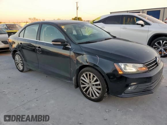 ✅ 2016 Volkswagen Jetta SEL • VIN: 3VWL17AJ6GM257680 • Lot: 87409845. Wystawiony na Copart z przebiegiem 112 256 mil. Bezpłatny archiwum sprzedaży aukcyjnych z USA i szczegółowy raport historii pojazdu na DreamBid. Zdjęcie 4.