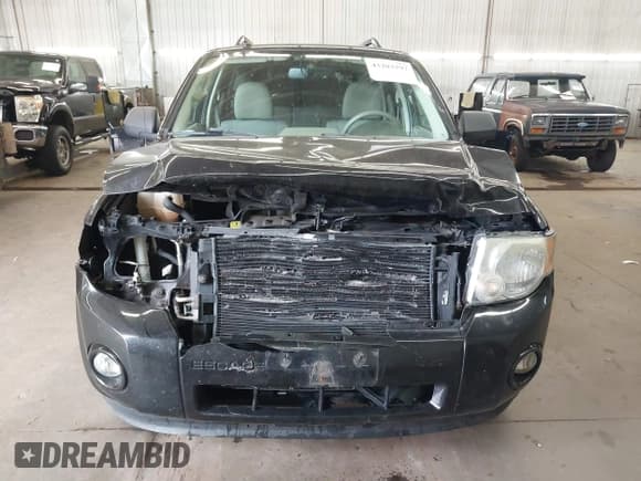 ✅ 2011 Ford Escape XLT • VIN: 1FMCU0DG4BKC14128 • Lot: 43203797. Listed on IAAI with 139,076 mi. Free auction sales archive from the USA and detailed vehicle history report at DreamBid. Image 13.