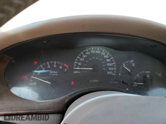 2001 Chevrolet Malibu LS z VIN 1G1NE52J416126928, wystawiony jako Copart lot #46876715 z przebiegiem 79 241 mil mil oraz Czysty tytuł • Clean title. Historia ofert i sprzedaży dostępna na DreamBid. Obrazek 9.