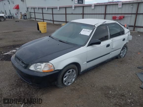 ✅ 1998 Honda Civic DX • VIN: 2HGEJ6629WH551418 • Lot: 42137262. Listed on IAAI with 180,704 mi. Free auction sales archive from the USA and detailed vehicle history report at DreamBid. Image 2.