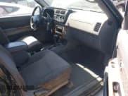 ✅ 2000 Nissan Xterra XE • VIN: 5N1ED28T5YC596765 • Lot: 42690630. Listed on IAAI with 288,275 mi. Free auction sales archive from the USA and detailed vehicle history report at DreamBid. Image 5.