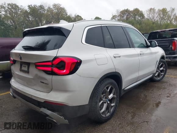 ✅ 2023 BMW X3 sDrive30i • VIN: 5UX43DP07P9R81163 • Lot: 43540301. Wystawiony na IAAI z przebiegiem 60 756 mil. Bezpłatny archiwum sprzedaży aukcyjnych z USA i szczegółowy raport historii pojazdu na DreamBid. Zdjęcie 4.