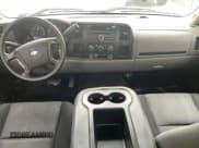 ✅ 2010 Chevrolet Silverado 1500 LS • VIN: 3GCRCREA1AG136381 • Lot: 78862784. Listed on Copart with 139,697 mi. Free auction sales archive from the USA and detailed vehicle history report at DreamBid. Image 9.