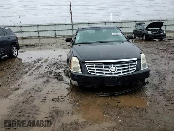 ✅ 2006 Cadillac DTS 1SE • VIN: 1G6KD57966U143716 • Lot: 47286855. Listed on Copart with 90,482 mi. Free auction sales archive from the USA and detailed vehicle history report at DreamBid. Image 11.