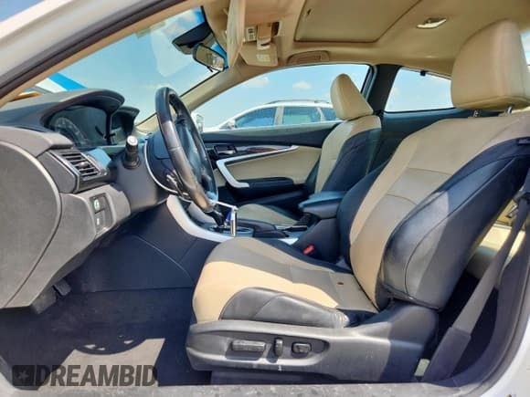 ✅ 2014 Honda Accord EX-L • VIN: 1HGCT2B83EA006770 • Lot: 80486735. Wystawiony na Copart z przebiegiem 169 733 mil. Bezpłatny archiwum sprzedaży aukcyjnych z USA i szczegółowy raport historii pojazdu na DreamBid. Zdjęcie 7.