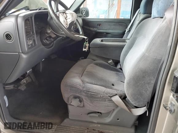 ✅ 2001 Chevrolet Silverado 1500 LS • VIN: 2GCEC19T911232232 • Лот: 74245174. Опубликован ранее на Copart с пробегом 97 658 миль. Бесплатный доступ к архиву аукционных продаж из США и подробный отчёт об истории автомобиля на DreamBid. Изображение 7.