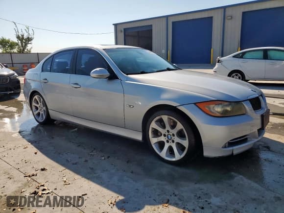 ✅ 2007 BMW 3 Series 335i • VIN: WBAVB73507P101327 • Лот: 84618445. Опубликован ранее на Copart с пробегом 175 393 миль. Бесплатный доступ к архиву аукционных продаж из США и подробный отчёт об истории автомобиля на DreamBid. Изображение 4.
