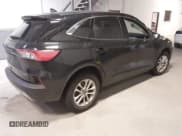 ✅ 2021 Ford Escape SE Hybrid • VIN: 1FMCU9BZ3MUA40049 • Lot: 42764921. Wystawiony na IAAI z przebiegiem 82 920 mil. Bezpłatny archiwum sprzedaży aukcyjnych z USA i szczegółowy raport historii pojazdu na DreamBid. Zdjęcie 4.
