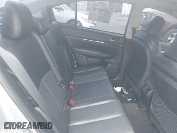 ✅ 2013 Subaru Legacy Limited • VIN: 4S3BMBK62D3028364 • Lot: 42550949. Listed on IAAI with 201,712 mi. Free auction sales archive from the USA and detailed vehicle history report at DreamBid. Image 8.