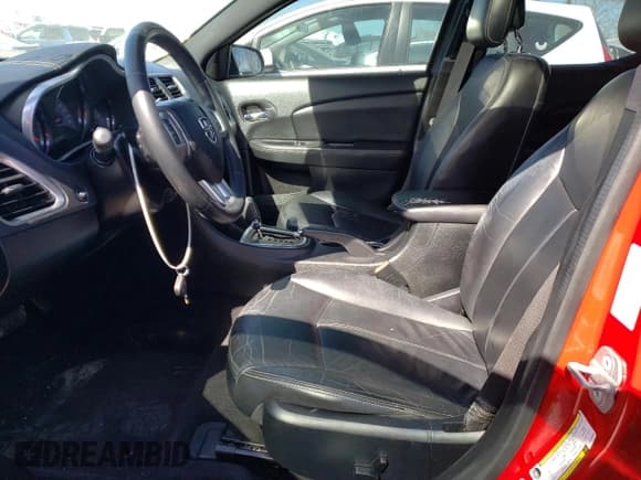 ✅ 2014 Dodge Avenger SXT • VIN: 1C3CDZCB4EN182058 • Лот: 45118474. Опубликован ранее на Copart с пробегом 173 746 миль. Бесплатный доступ к архиву аукционных продаж из США и подробный отчёт об истории автомобиля на DreamBid. Изображение 7.