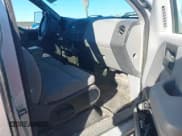 ✅ 2004 Ford F-150 XL • VIN: 1FTVF12524NA92028 • Lot: 43919533. Wystawiony na IAAI z przebiegiem 118 793 mil. Bezpłatny archiwum sprzedaży aukcyjnych z USA i szczegółowy raport historii pojazdu na DreamBid. Zdjęcie 5.