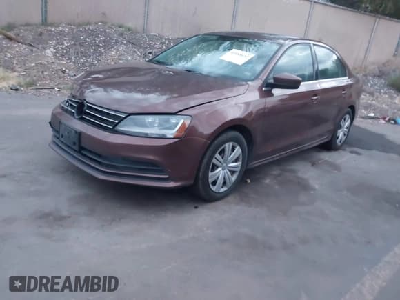 ✅ 2017 Volkswagen Jetta S • VIN: 3VW167AJ5HM362074 • Lot: 43188632. Wystawiony na IAAI z przebiegiem 201 546 mil. Bezpłatny archiwum sprzedaży aukcyjnych z USA i szczegółowy raport historii pojazdu na DreamBid. Zdjęcie 17.