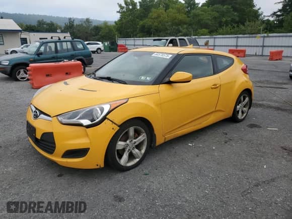 2012 Hyundai Veloster w/Gray Int с VIN KMHTC6AD1CU046678, выставлен на аукционе Copart как лот 68578575 с пробегом 270 161 миль миль и Чистый • Clean title. История ставок и продаж доступна на DreamBid. Изображение 1.