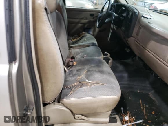 ✅ 2003 Chevrolet Silverado 1500 LS • VIN: 1GCEC14X83Z291647 • Лот: 84593145. Опубликован ранее на Copart с пробегом Не указан. Бесплатный доступ к архиву аукционных продаж из США и подробный отчёт об истории автомобиля на DreamBid. Изображение 10.