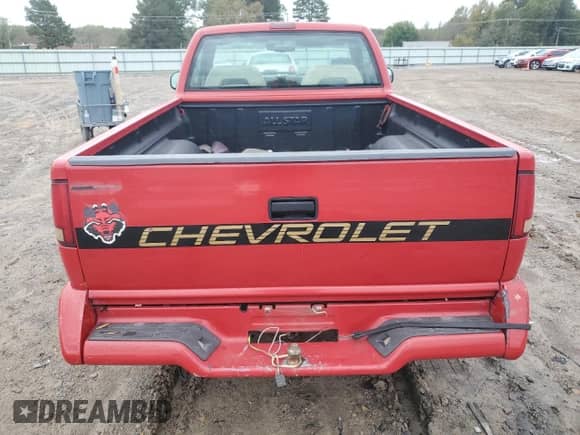 1995 Chevrolet S-10 с VIN 1GCCS1446S8243780, выставлен на аукционе Copart как лот 79193844 с пробегом 231 692 миль миль и Списание • Salvage title. История ставок и продаж доступна на DreamBid. Изображение 6.