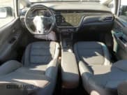 ✅ 2023 Chevrolet Bolt EV 2LT • VIN: 1G1FX6S08P4148785 • Lot: 49263964. Wystawiony na Copart z przebiegiem 8 694 mil. Bezpłatny archiwum sprzedaży aukcyjnych z USA i szczegółowy raport historii pojazdu na DreamBid. Zdjęcie 8.