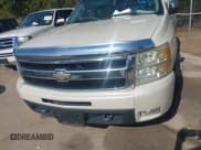 ✅ 2009 Chevrolet Silverado 1500 • VIN: 3GCEC33J49G156909 • Lot: 43541889. Listed on IAAI with 232,690 mi. Free auction sales archive from the USA and detailed vehicle history report at DreamBid. Image 6.