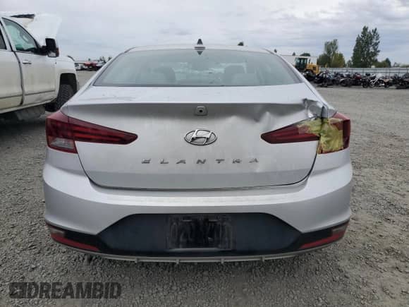 2019 Hyundai Elantra SEL с VIN 5NPD84LF6KH492086, выставлен на аукционе Copart как лот 81922745 с пробегом 27 049 миль миль и Списание • Salvage title. История ставок и продаж доступна на DreamBid. Изображение 6.