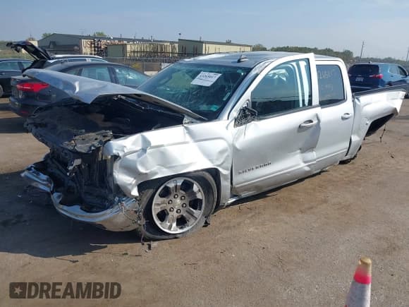 ✅ 2015 Chevrolet Silverado 1500 LT • VIN: 3GCUKREC6FG314615 • Lot: 43265017. Listed on IAAI with 179,727 mi. Free auction sales archive from the USA and detailed vehicle history report at DreamBid. Image 17.