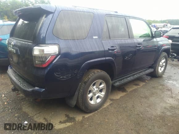✅ 2016 Toyota 4Runner Limited • VIN: JTEBU5JR1G5392406 • Lot: 43165190. Listed on IAAI with 122,331 mi. Free auction sales archive from the USA and detailed vehicle history report at DreamBid. Image 4.