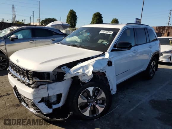 ✅ 2024 Jeep Grand Cherokee • VIN: 1C4RJYB63R8515951 • Lot: 89915055. Listed on Copart with 11,676 mi. Free auction sales archive from the USA and detailed vehicle history report at DreamBid. Image 1.