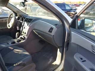 2011 Chevrolet Traverse LS z VIN 1GNKREED3BJ265183, wystawiony jako IAAI lot #43539397 z przebiegiem Nie podano mil oraz . Historia ofert i sprzedaży dostępna na DreamBid. Obrazek 5.