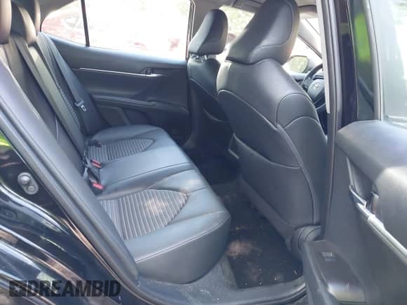 2022 Toyota Camry SE z VIN 4T1G11AK7NU068339, wystawiony jako IAAI lot #42534773 z przebiegiem 33 661 mil mil oraz . Historia ofert i sprzedaży dostępna na DreamBid. Obrazek 8.