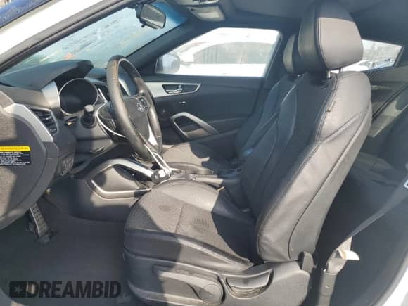 ✅ 2016 Hyundai Veloster • VIN: KMHTC6AD6GU273046 • Лот: 72533744. Размещён на Copart с пробегом 81 721 миль миль. Получите бесплатный доступ к архиву аукционных продаж из США и посмотрите подробный отчёт об истории автомобиля на DreamBid. Изображение 7.