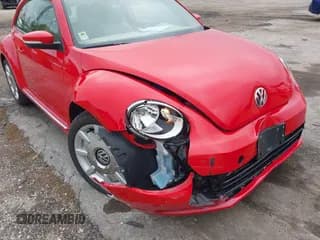 ✅ 2016 Volkswagen Beetle SE • VIN: 3VWJ17ATXGM635637 • Lot: 43446885. Wystawiony na IAAI z przebiegiem 43 740 mil. Bezpłatny archiwum sprzedaży aukcyjnych z USA i szczegółowy raport historii pojazdu na DreamBid. Zdjęcie 6.