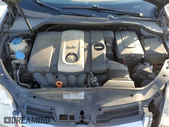 ✅ 2009 Volkswagen Jetta SE • VIN: 3VWRM71K99M149776 • Lot: 57708825. Listed on Copart with 147,655 mi. Free auction sales archive from the USA and detailed vehicle history report at DreamBid. Image 11.