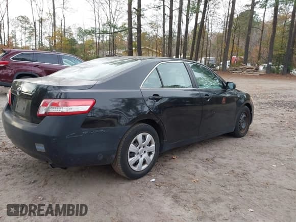 ✅ 2010 Toyota Camry LE • VIN: 4T1BF3EK0AU017213 • Lot: 43727430. Listed on IAAI with 228,490 mi. Free auction sales archive from the USA and detailed vehicle history report at DreamBid. Image 4.