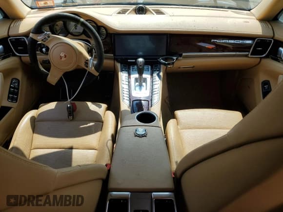 ✅ 2014 Porsche Panamera S E-Hybrid • VIN: WP0AD2A79EL044276 • Lot: 66540345. Wystawiony na Copart z przebiegiem Nie podano. Bezpłatny archiwum sprzedaży aukcyjnych z USA i szczegółowy raport historii pojazdu na DreamBid. Zdjęcie 8.