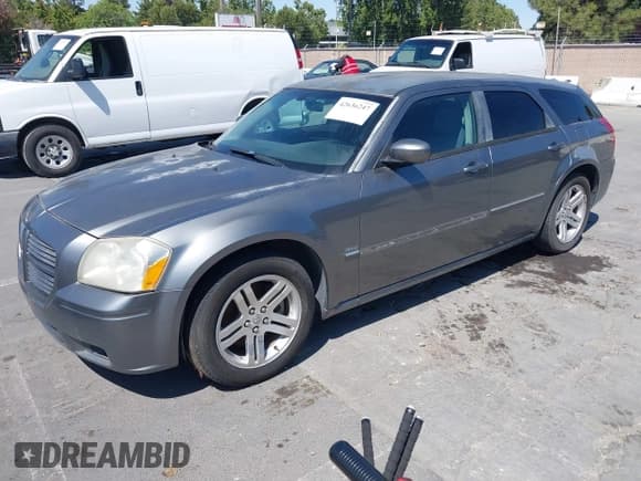 ✅ 2005 Dodge Magnum RT • VIN: 2D8GV58295H603777 • Lot: 42636247. Listed on IAAI with 277,164 mi. Free auction sales archive from the USA and detailed vehicle history report at DreamBid. Image 17.